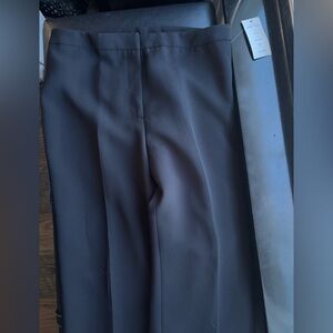 Tahari size 8 work pants - Black